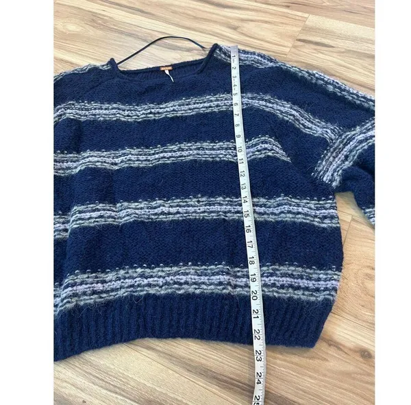 Free People Hockley Stripe oversized alpaca blend Sweater sz XS - Image 9