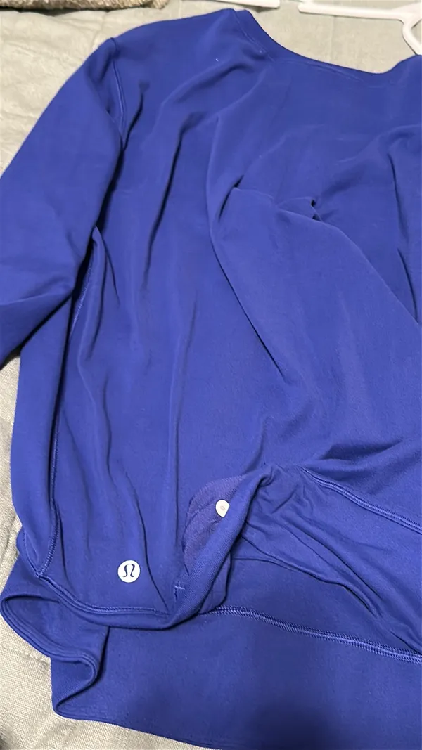 Lululemon long sleeve Shirt - Image 5