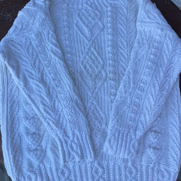Free People Classic white cable knit sweater / fits size s-L - Image 4