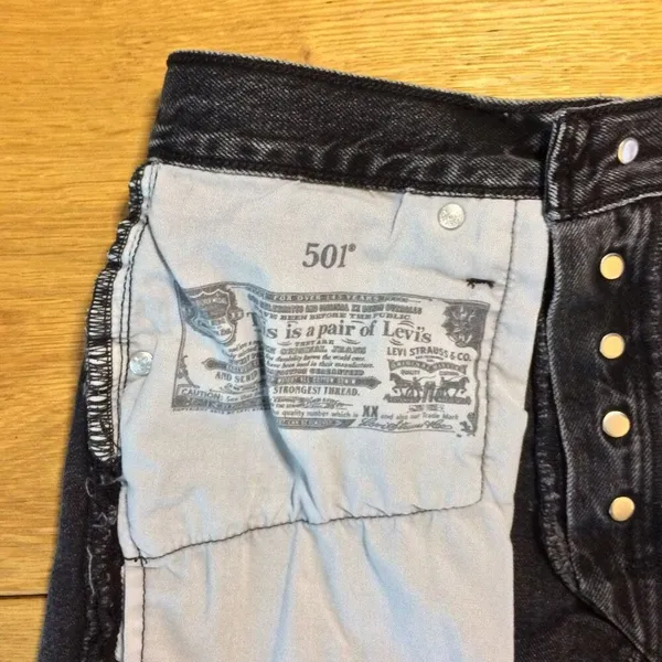Levi’s 501 Jean shorts 24 button-fly faded black distressed - Image 7