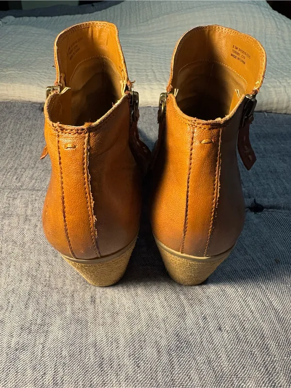 Frye Cognac Leather Ankle Booties with Side Zip Size 8.5 - Image 5