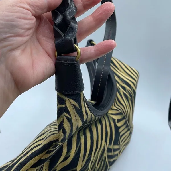 Vintage Y2K leaf Zebra print Fossil shoulder bag. - Image 3