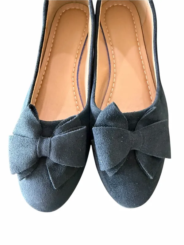 Women's Black Wedge Heeled Bow Accent Slip On Shoe Size 40 aka 9 #260322 - Image 4