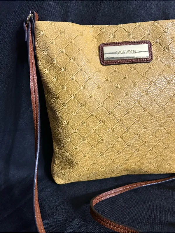 Steve Madden Crossbody Bag in Mustard Yellow & Brown - Image 4
