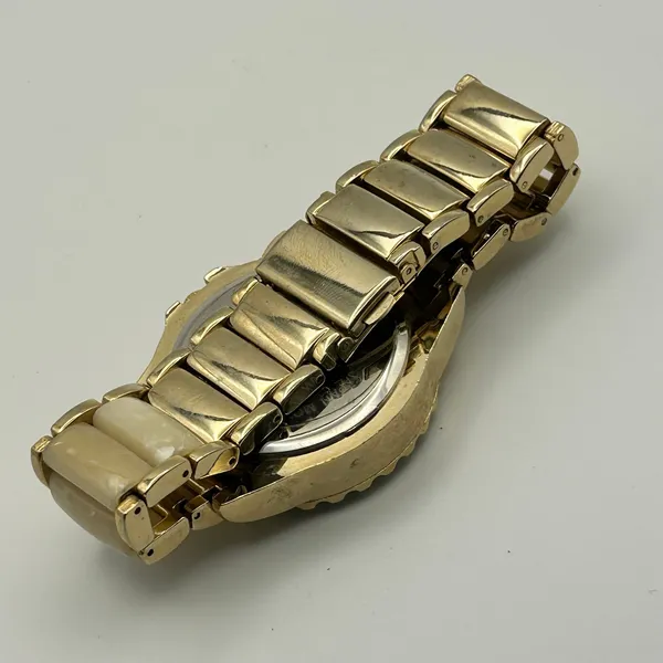 Women’s Gold Tone Chronograph Style Dial Watch Working New Battery - Image 5