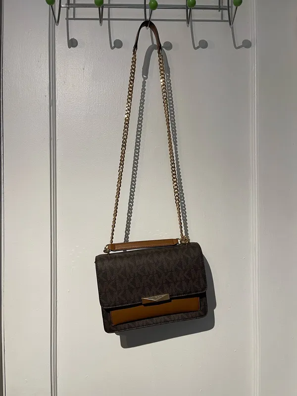 Michael Kors Brown Logo-Print Shoulder Bag with Light Brown Accent and Gold Chain - Image 3