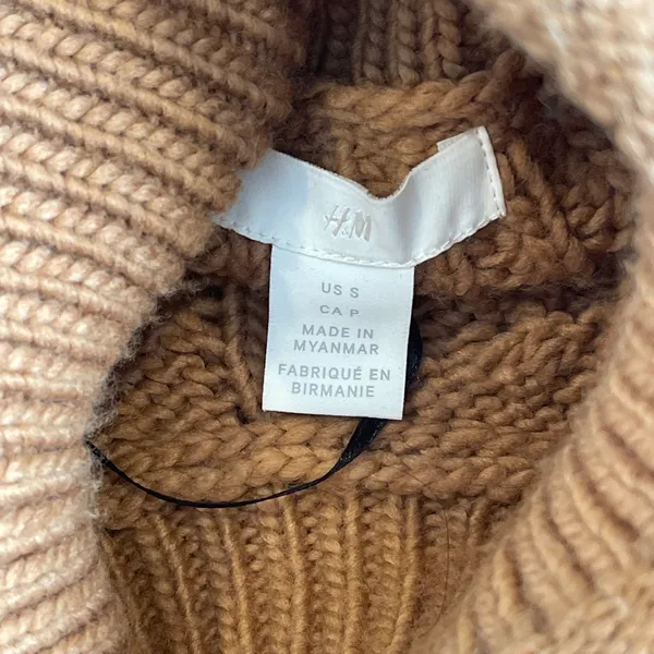 H&M Sweater Turtleneck Oversized Knit Brown tan S - Image 3