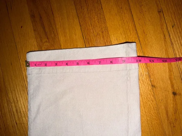 Quince Straight-Leg Jeans in Pale Gray - Image 7