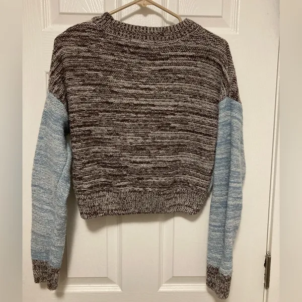 *Madden NYC Colorblock Knit Cropped Long Sleeve Sweater - Image 8