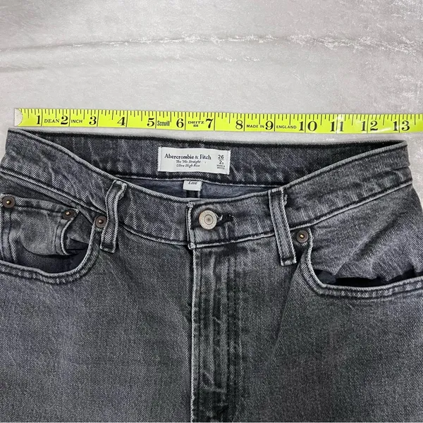 Abercrombie & Fitch The 90’s straight Ultra High Rise Jeans 26/2s curve love - Image 4