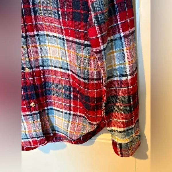 American Eagle Outfitters Red/White Checkered Slim Fit Button-Down Shirt - Image 4