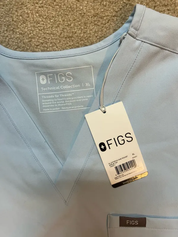 FIGS Scrub Top NWT - Image 2