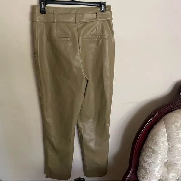Aritzia Babaton Belted Vegan Leather Pant- Size 8 - Image 6