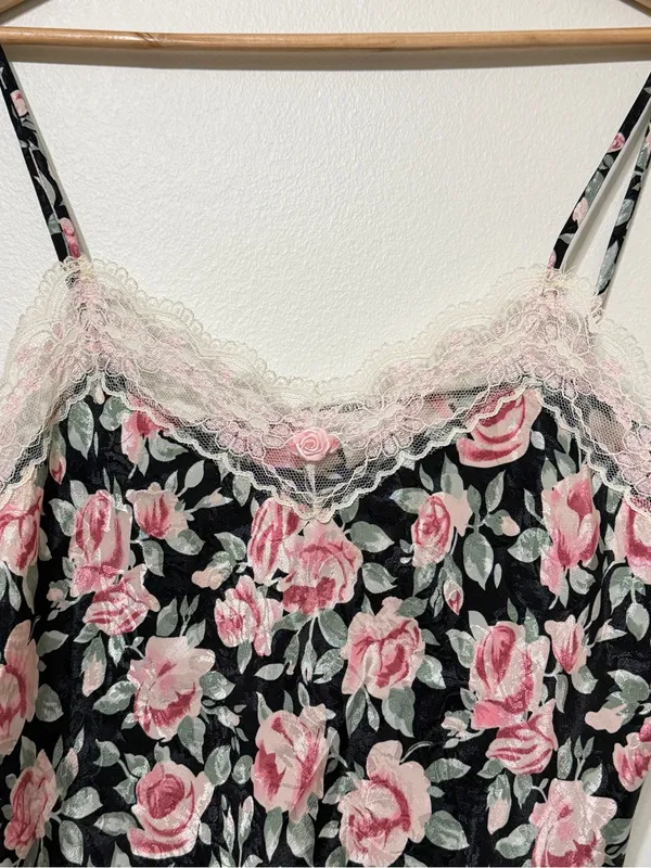 Vintage Floral Lace Cami Size Medium Tank Top USA Sears 90s Y2K - Image 2