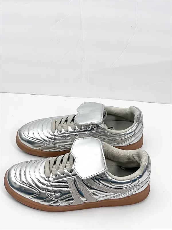 STEVE MADDEN Madrid Silver Metallic Lace Up Sneakers Shoes Size 7.5 Retro Casual - Image 5