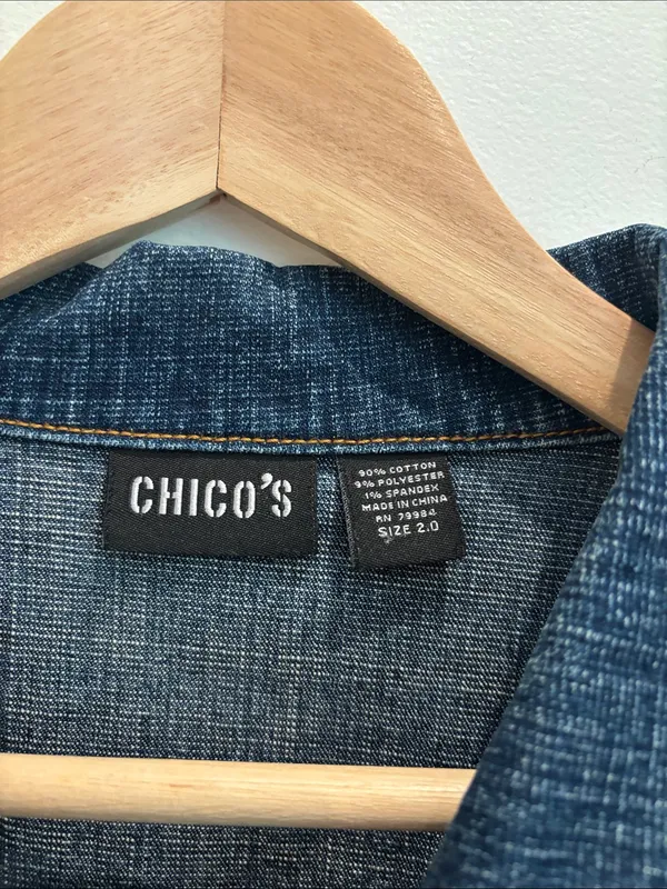 Chico’s Denim Jacket Boxy Denim Size Large - Image 4