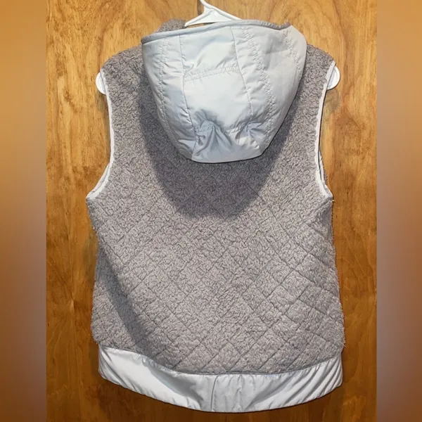 Patagonia Hooded Reversible Vest - Image 6