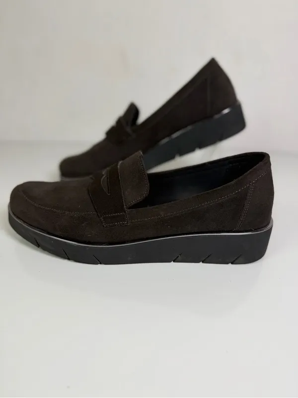The FLEXX Harrow Too Women’s Brown Suede Penny Loafers Comfort Slip-On Sz 9 - Image 2