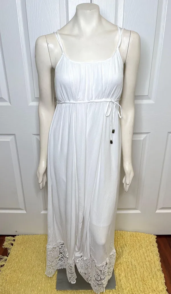 Motherhood Maternity Lace Hem Boho Maxi Dress in White size Small, NWOT - Image 11