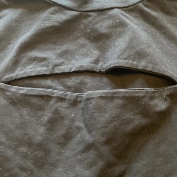 Tiger mist black crop top small - Image 3