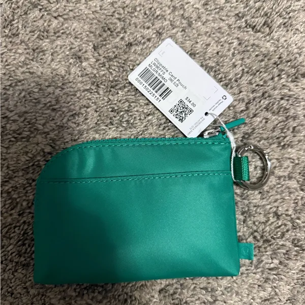 NWT Lululemon clipable card pouch - Image 2