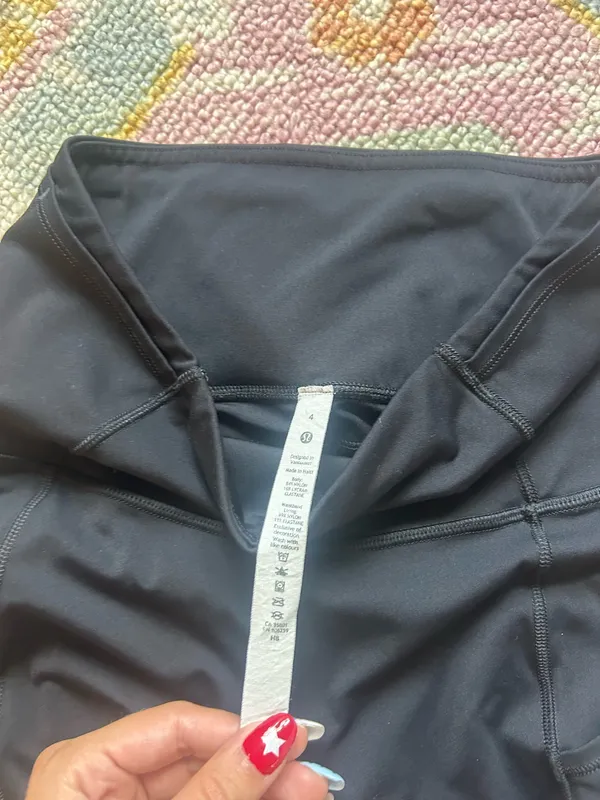 Lululemon Black Leggings Cropped 4 - Image 2