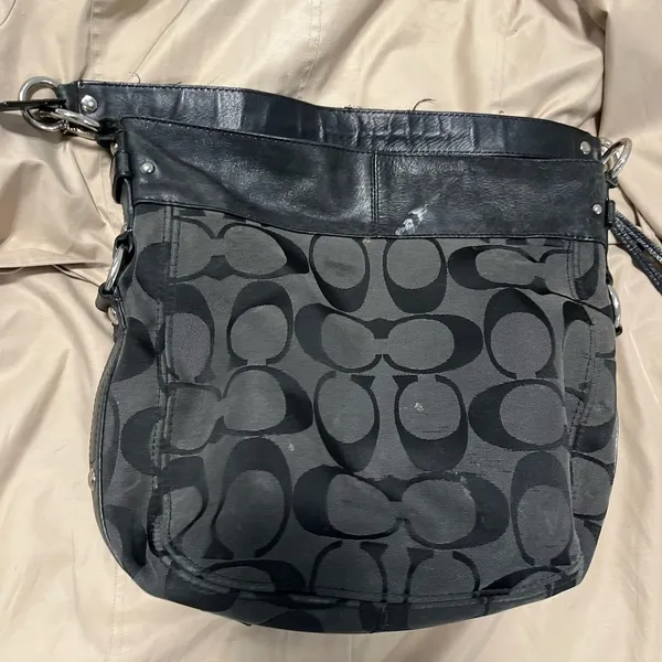 Coach Shoulder Bag - Image 2