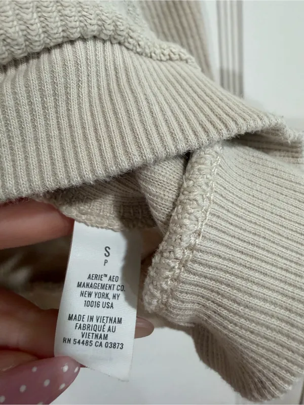 aerie women’s drawstring Hoodie in Cream - Image 4