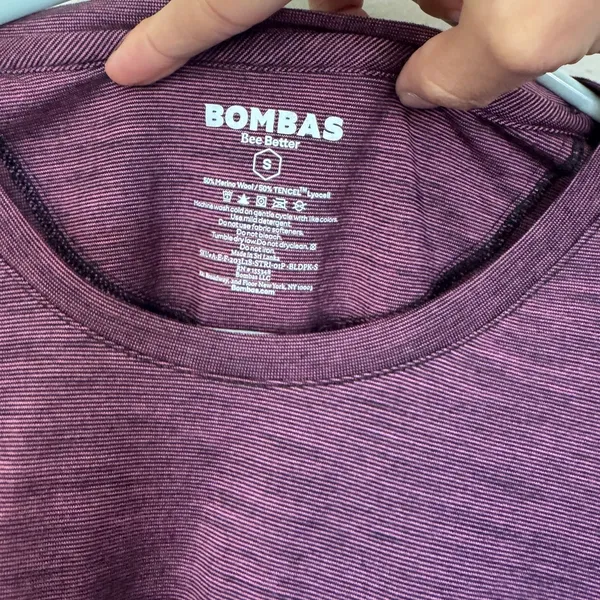 Bombas Women's Merino Wool Crew Neck Long Sleeve in Cranberry Size Small - Image 3