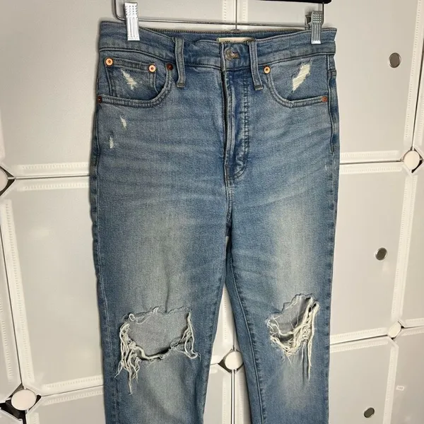 Madewell The Perfect Vintage Jean Distressed in Blue Wash Size 26 - Image 11
