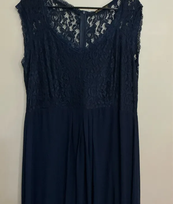 Miusol Women's Navy Blue Lace Cap Sleeve Maxi Evening Dress. 3XL - Image 2