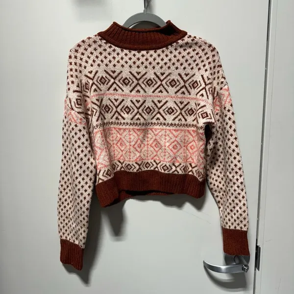 American Eagle Mock Neck Christmas Sweater Size S - Image 4