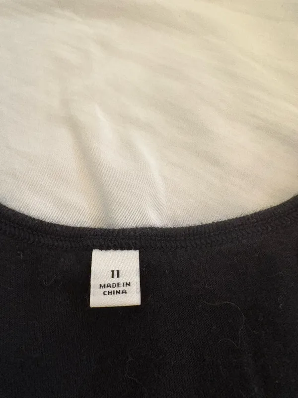 Cropped Black Tank Size M - Image 2