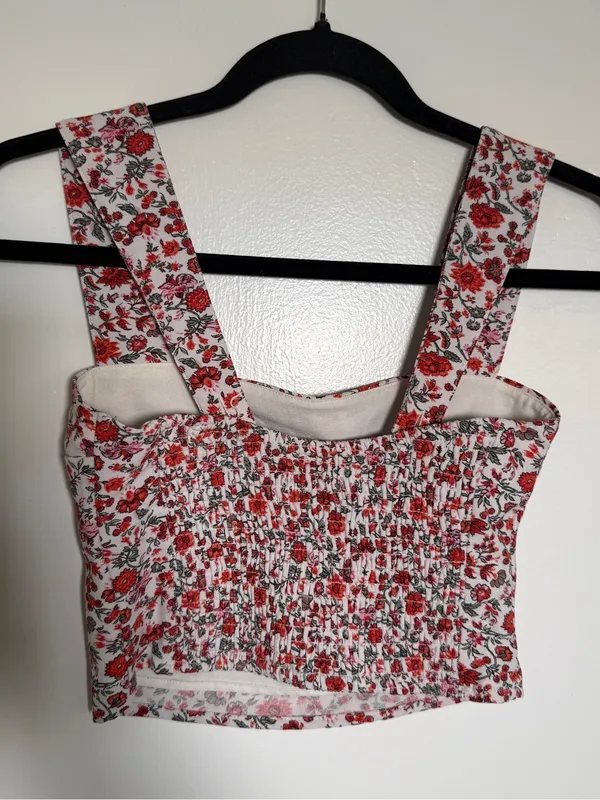 Abercrombie & Fitch Red Floral Cropped Tank Top XS Festival Summer Casual - Image 5