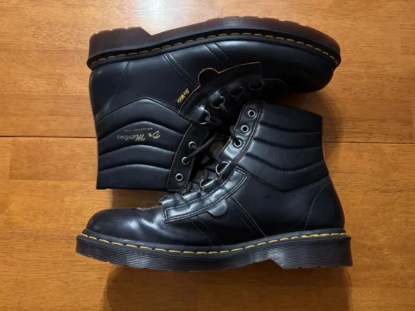 Women’s Dr Martens Smooth Leather Kamin Archive Lace Up Ankle Boot Discontinued - Image 2