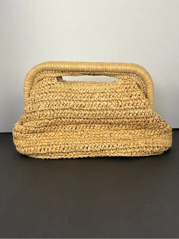 Kelly & Katie Straw Clutch Bag in Natural with crystal embellishments - Image 7