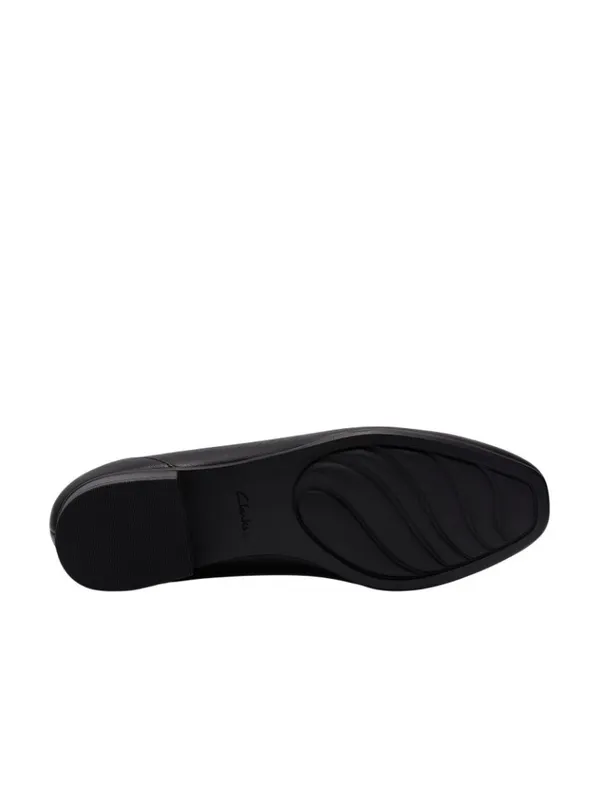 NWT Clarks Juliet Mia Leather Loafer Flat 26186950 Black 5.5M - Image 4