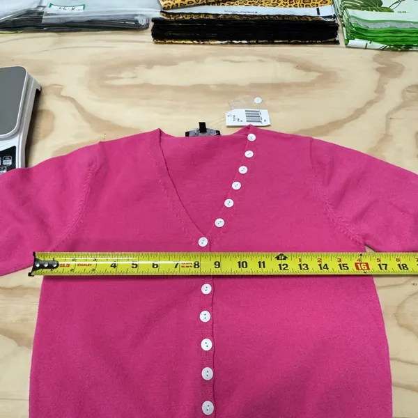NWT FORE Pink Short Sleeve Asymmetrical Faux‎ Button Front Sweater T12708 Small - Image 10