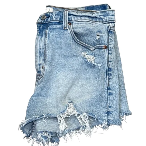 Abercrombie & Fitch The Mom Short High Rise Distressed Denim Light Wash 31 12 - Image 5