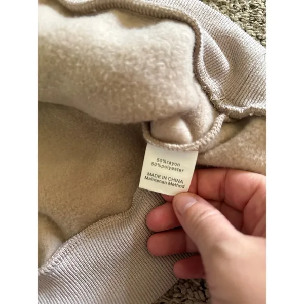 Women's‎ Beige V Neck Sweatshirt Size Small - Image 9