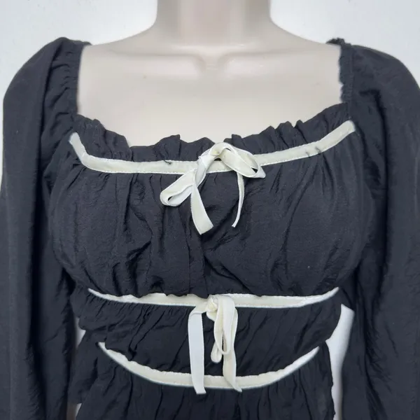 Thirty Thirty Women Milkmaid‎ Crop Top L Black Velvet Bow Dark Coquette Cottage - Image 2