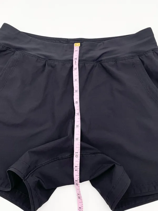 Lands' End Women's Comfort Waist 5" Swim Shorts with Panty Size 6 Petite Black - Image 9