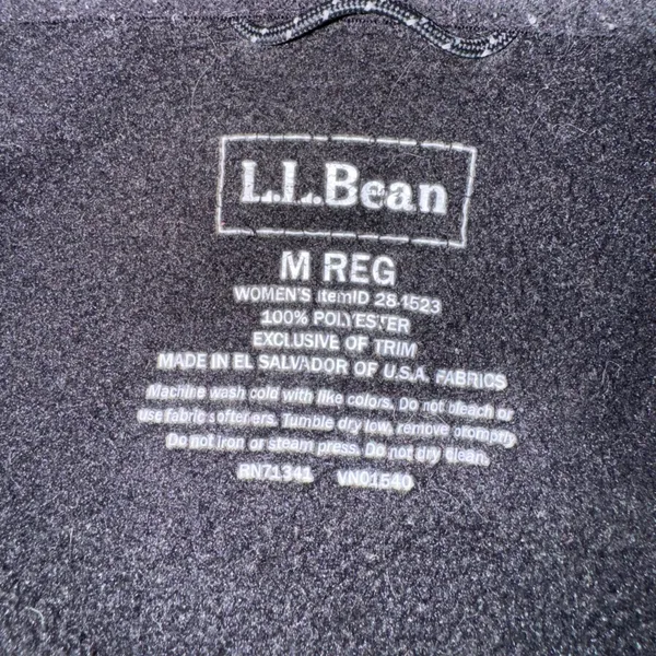 L.L.Bean Medium Black Sweatshirt - Image 4