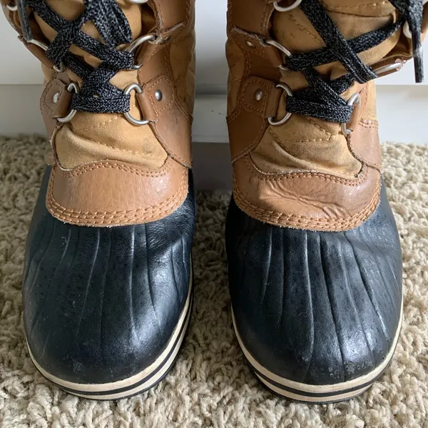 Tofino II faux fur lined women’s size 6 waterproof winter snow boots - Image 4