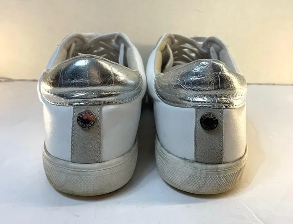 Steve Madden Sneaker - Image 4
