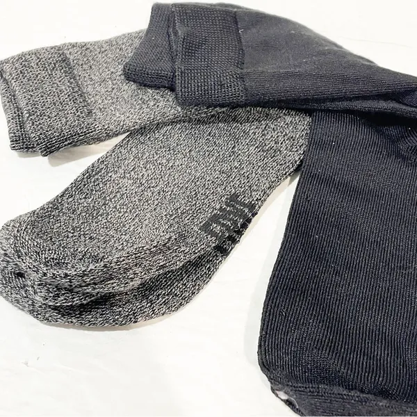 Frye Women’s Black Grey Thin Knit Crew Socks Lot of‎ 2 - Image 2