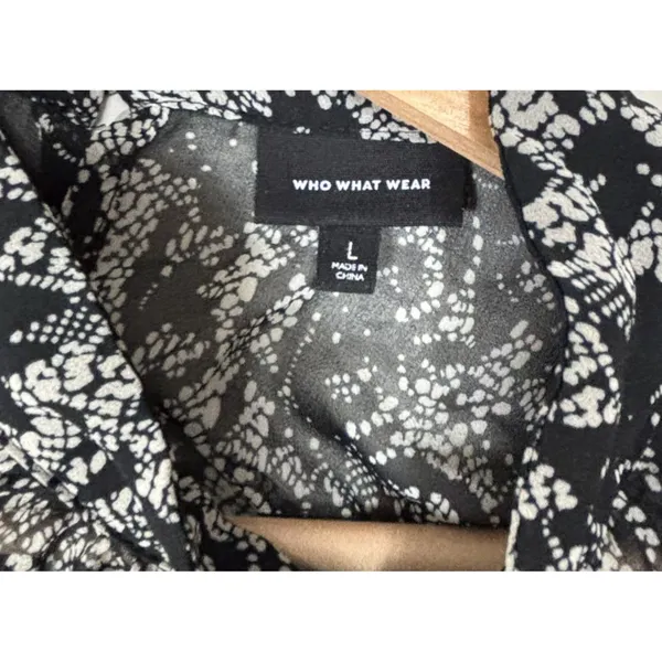 Who What Wear Blouse Black Floral Lace Print Mock Neck‎ Victorian Semi-Sheer L - Image 4