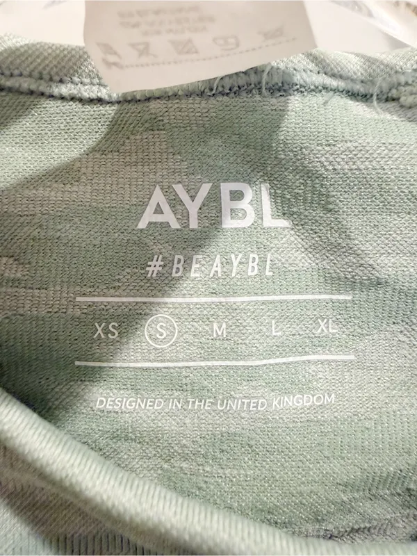 AYBL Evolve‎ Camo Sleeveless Crop Top Long Sleeves Green - Image 5