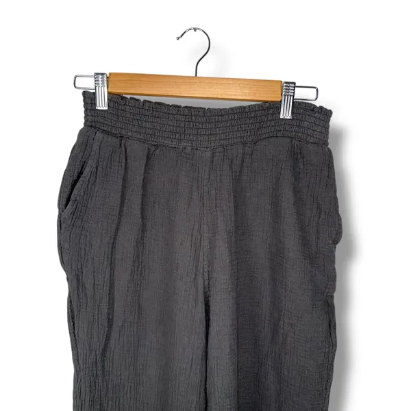 Faherty Women's‎ Gauze Smocked Waist Wide Leg Crop Pants Gray Size S - Image 3
