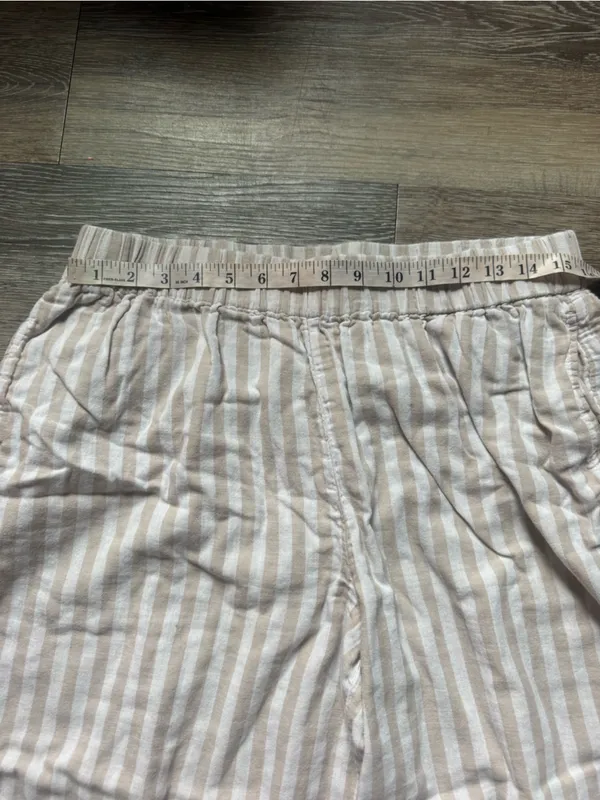 Pact Tan & White Wide Leg Capris XL - Image 4